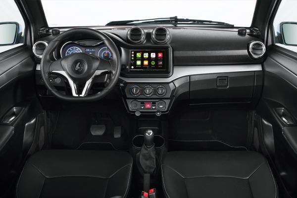 Mopedbiler fra AIXAM Coupe MULTIA_DETZ_INTE_PremiumTdBAlu7pouces AppleCar.jpg