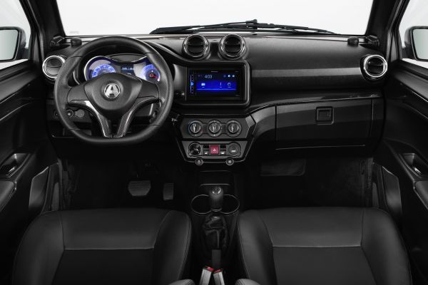 Mopedbiler fra AIXAM e Coupé Coupe GTI interiør sort